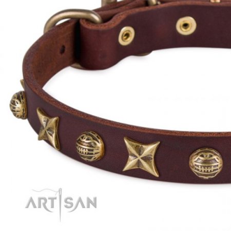 Kugeln und Sterne Halsband aus echtem Leder von FDT Artisan